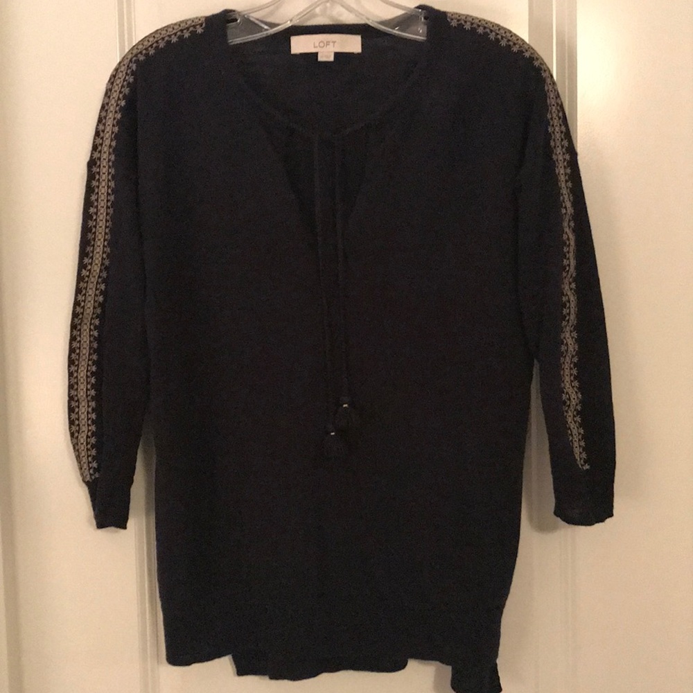 Adorable 3/4 Sleeve Embroidered